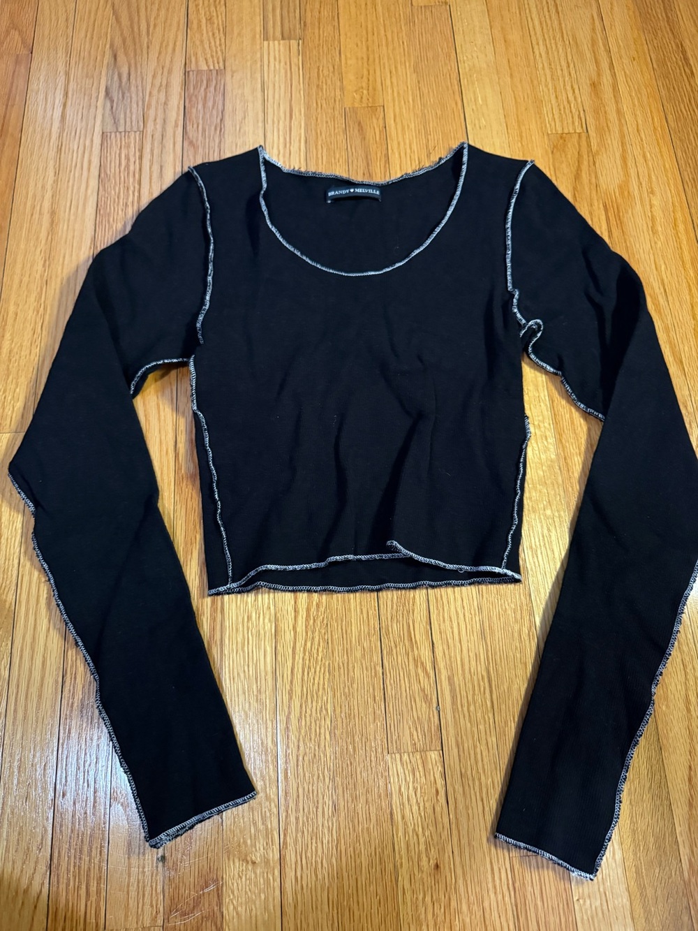 Brandy Melville Black Long Sleeve Crop Top OS